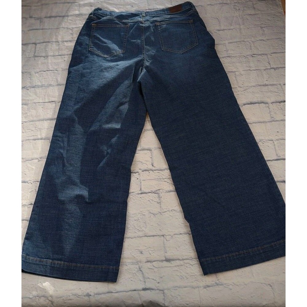 Lands End Jean Women’s 18 Blue High Waisted Wide Leg Denim Jean - Picture 4 of 6